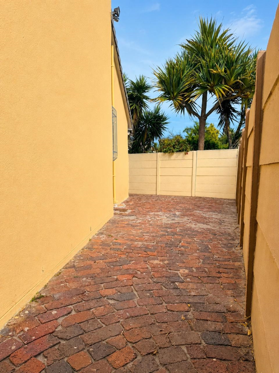 2 Bedroom Property for Sale in Tygerdal Western Cape
